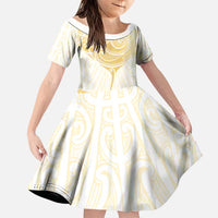 Gold White New Zealand Manta Ray Family Matching Puletasi and Hawaiian Shirt Aotearoa Maori Haehae - Polynesian Pride