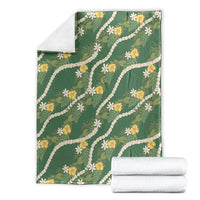 Hawaiian Pikake Maile Lei Blanket Tiare Hibiscus Kalo Palapalai Leaf Green