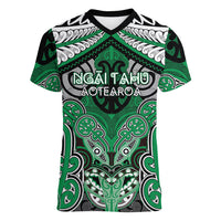Aotearoa Iwi Ngai Tahu Personalised Women V-Neck T-Shirt Maori Kowhaiwhai Pattern