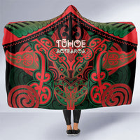 Aotearoa Iwi Tuhoe Hooded Blanket Maori Kowhaiwhai Pattern
