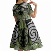 Aotearoa Iwi Whakatohea Personalised Kid Short Sleeve Dress Maori Kowhaiwhai Pattern