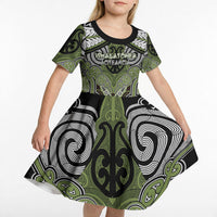 Aotearoa Iwi Whakatohea Personalised Kid Short Sleeve Dress Maori Kowhaiwhai Pattern