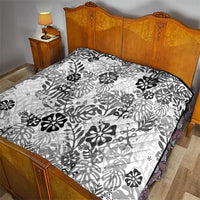 White Aloha Hawaiian Quilt Monstera Hibiscus Tropical Pattern