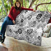 White Aloha Hawaiian Quilt Monstera Hibiscus Tropical Pattern