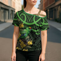 New Zealand Parakeet Bird Cross Shoulder Shirt Maori Kakariki Kowhai Maori Pattern