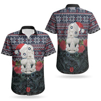 New Zealand Hei Tiki Christmas In July Couples Matching Off Shoulder Maxi Dress and Hawaiian Shirt Pohutukawa Santa Xmas Polynesian Pattern LT22 - Polynesian Pride