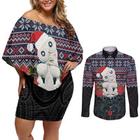 New Zealand Hei Tiki Christmas In July Couples Matching Off Shoulder Short Dress and Long Sleeve Button Shirt Pohutukawa Santa Xmas Polynesian Pattern