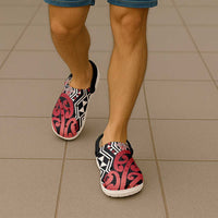 New Zealand Clogs Shoes Aotearoa Kowhaiwhai Mix Taniko Art - Red