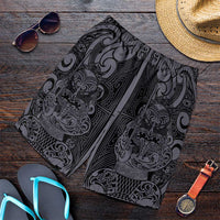 New Zealand Taiaha Maori Shorts for Men Minimalist Silver Fern All Black LT09