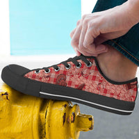 Red Palaka Hawaii Cowboy Low Top Shoes Puakenikeni Lei Paniolo Papale Seamless Vibes - Polynesian Pride