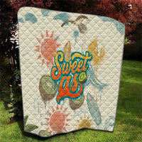 NZ Slang Sweet As Kiwi Shaka Sign Quilt New Zealand Surfboards Sun and Tropical Beach Retro
