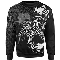 Papua New Guinea Sweatshirt - Turtle With Polynesian Waves Unisex Black - Polynesian Pride