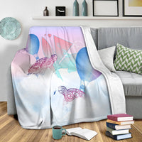 Hawaii Kanaka Map Horizon Turtle Premium Blankets - AH - Polynesian Pride