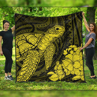 Hawaiian Hibiscus Memory Turtle Polynesian Premium Quilts Yellow - AH Black - Polynesian Pride
