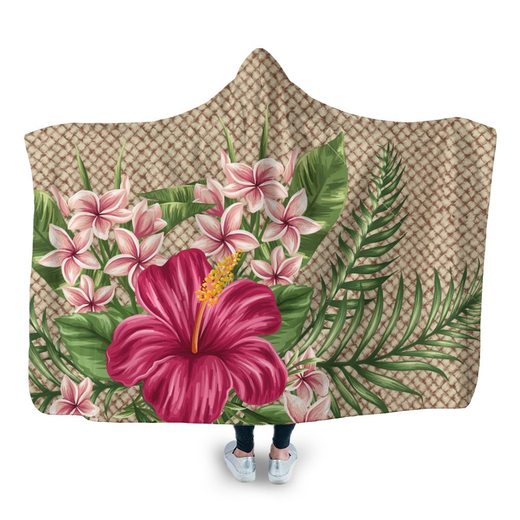 Hawaiian Hibiscus Plumeria Palm Leaves Lauhala Background Polynesian Hooded Blanket - AH Hooded Blanket White - Polynesian Pride