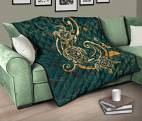 Hawaii Triple Marble Turtle Polynesian Hibiscus Premium Quilt - AH - Benjamin Style - Green - Polynesian Pride