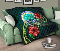 Federated States of Micronesia Premium Quilt - Green Turtle Hibiscus - Polynesian Pride