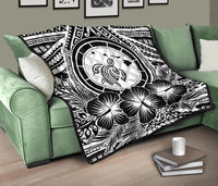 Hawaii Premium Quilt - Hawaii Map Honu Hibiscus White Polynesian Premium Quilt - Polynesian Pride