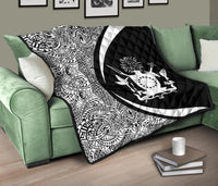 Cook Islands Coat Of Arms Polynesian Premium Quilt - Circle Style - 01 - Polynesian Pride