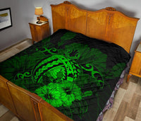 Hawaii Hibiscus Premium Quilt - Harold Turtle - Green - Polynesian Pride