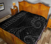 Hawaii Kakau Gray Polynesian Premium Quilt - Polynesian Pride