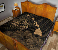 Hawaii Sea Turtle Is Swimming Toward Premium Quilt Gold - Polynesian Pride