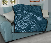 Turtle Hibiscus Map Blue Premium Quilt - Polynesian Pride