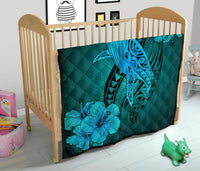 Hawaii Whale Swim Poly Turquoise Premium Quilt - Polynesian Pride