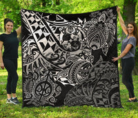 Tonga Polynesian Premium Quilt - White Turtle Flowing - Polynesian Pride