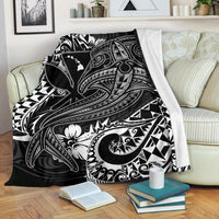 Hawaii Polynesian Premium Blanket - Kanaka Maoli White Shark Polynesian Tattoo White - Polynesian Pride