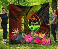 Guam Polynesian Premium Quilt - Hibiscus and Banana Leaves - Polynesian Pride