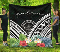 Palau Premium Quilt - Palau Coat of Arms & Polynesian Tropical Flowers White - Polynesian Pride