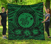 Hawaii Premium Quilt - Hawaii Map Honu Hibiscus Green Polynesian Premium Quilt Green - Polynesian Pride