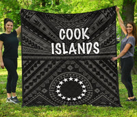 Cook Island Premium Quilt - Seal With Polynesian Tattoo Style ( Black) - Polynesian Pride