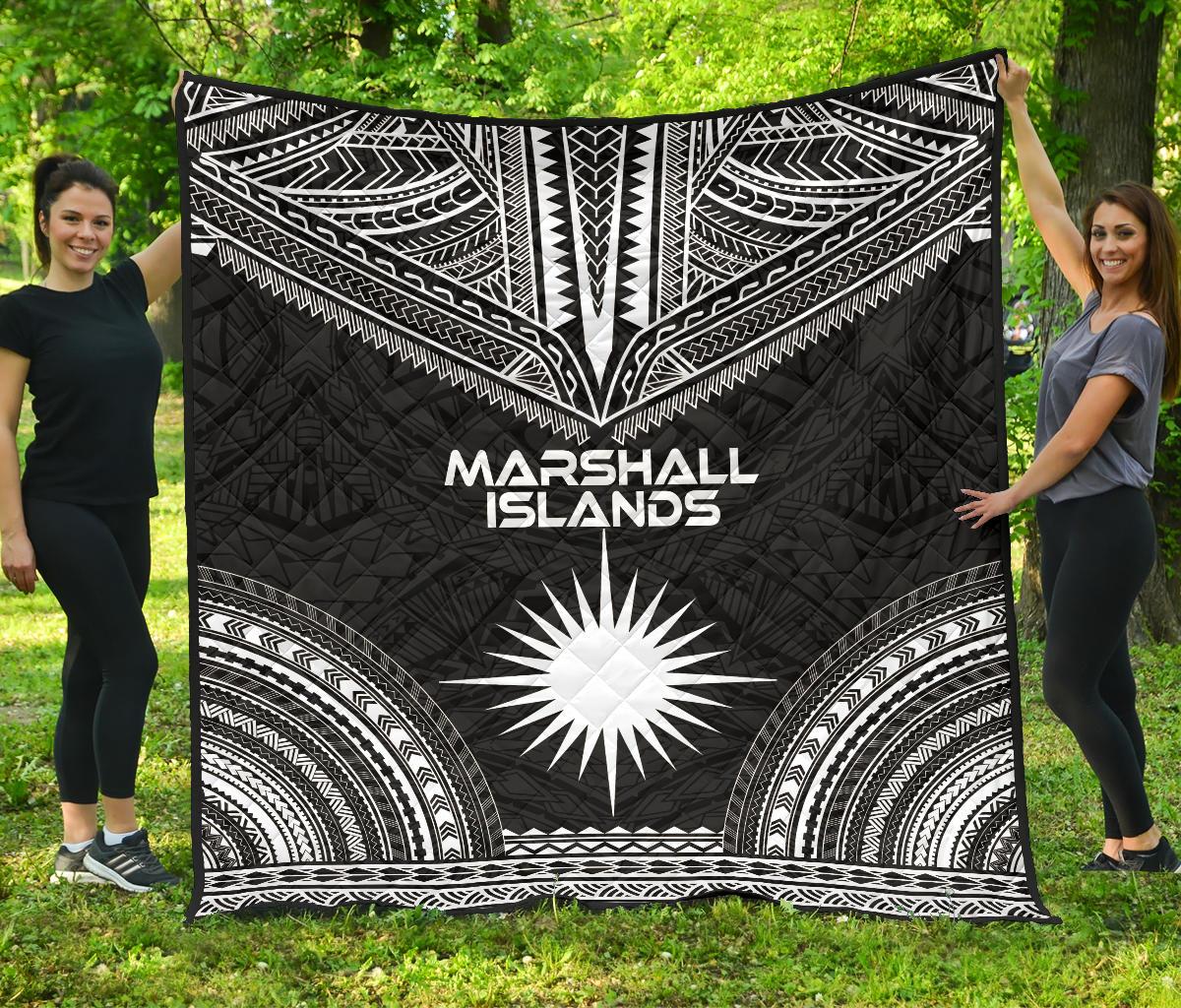 Marshall Islands Premium Quilt - Marshall Islands Flag Polynesian Chief Black Version Black - Polynesian Pride