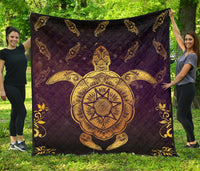 Turtle Golden Royal Premium Quilt Gold - Polynesian Pride