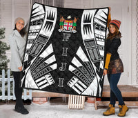 Fiji Premium Quilt - Fiji Coat Of Arms Polynesian White Tattoo (Black) - Polynesian Pride