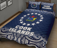 Cook Islands Quilt Bed Set - Cook Islands Flag Coat Of Arms Polynesian Tattoo Blue Fog Style - Polynesian Pride