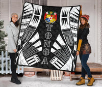 Tonga Premium Quilt - Tonga Coat Of Arms Polynesian White Tattoo (Black) - Polynesian Pride