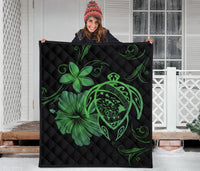 Hawaii Turtle Hibiscus Premium Quilt Green - Polynesian Pride