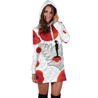 Anzac Maori Women Hoodie Dress Silver Fern Lest For Get - Polynesian Pride