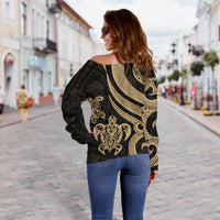 Guam Polynesian Women Of Shoulder Sweater - Gold Tentacle Turtle - Polynesian Pride