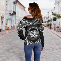 Hawaii Women's Off Shoulder Sweater - Turtle Polynesian Pattern - Polynesian Pride