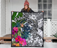 Palau Premium Quilt White - Turtle Plumeria Banana Leaf Crest - Polynesian Pride