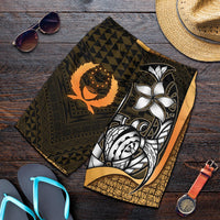 Pohnpei Micronesian Men's Shorts Gold - Turtle With Hook - Polynesian Pride