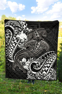Papua New Guinea Premium Quilt - White Shark Polynesian Tattoo - Polynesian Pride
