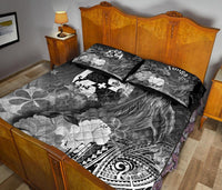 Tonga Quilt Bed Set - Humpback Whale with Tropical Flowers (White) - Polynesian Pride