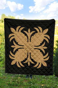 Hawaiian Premium Quilt Royal Pattern - Black And Gold - A2 Style - AH J2 - Polynesian Pride