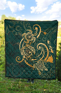 Hawaii Triple Marble Turtle Polynesian Hibiscus Premium Quilt - AH - Benjamin Style - Green - Polynesian Pride