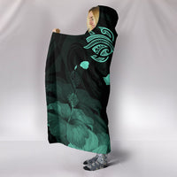 Hawaii Hibiscus Map Polynesian Ancient Turquoise Turtle Hooded Blanket - Polynesian Pride